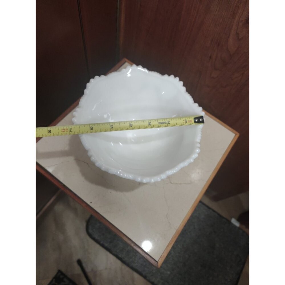 Milk Glass Centerpiece Bowl Compote Vintage 6x8 inches - Picture 3 of 5